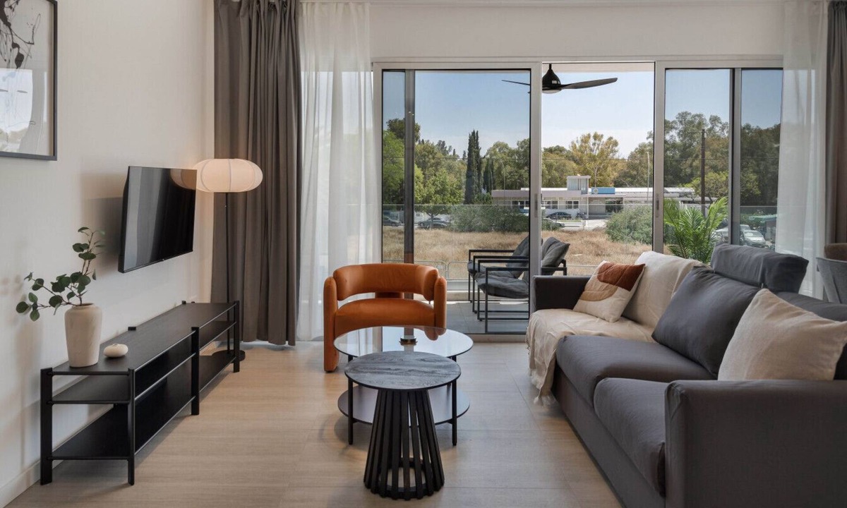 Strovolos Apartment | Phaedrus Living: Travertine Residences 101