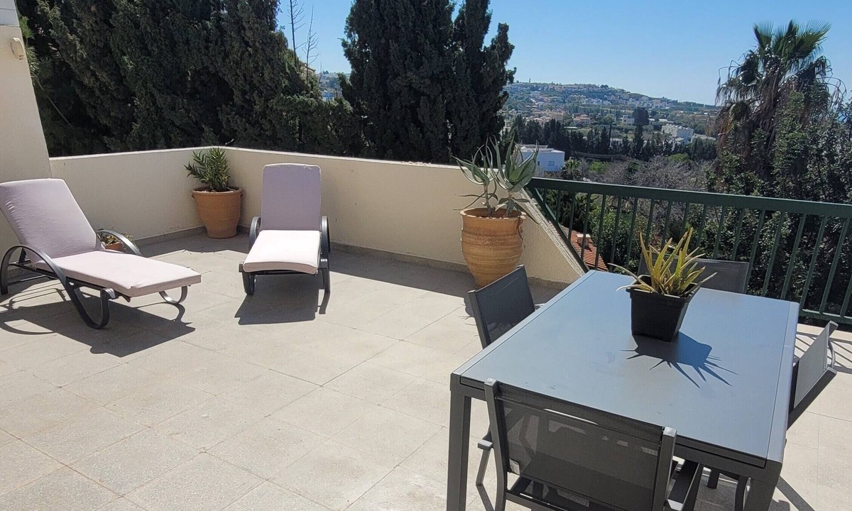 Chlorakas Apartment | PJ's Apartment ,Chlorakas, Paphos. 2 Bedrooms with a large south facing veranda.