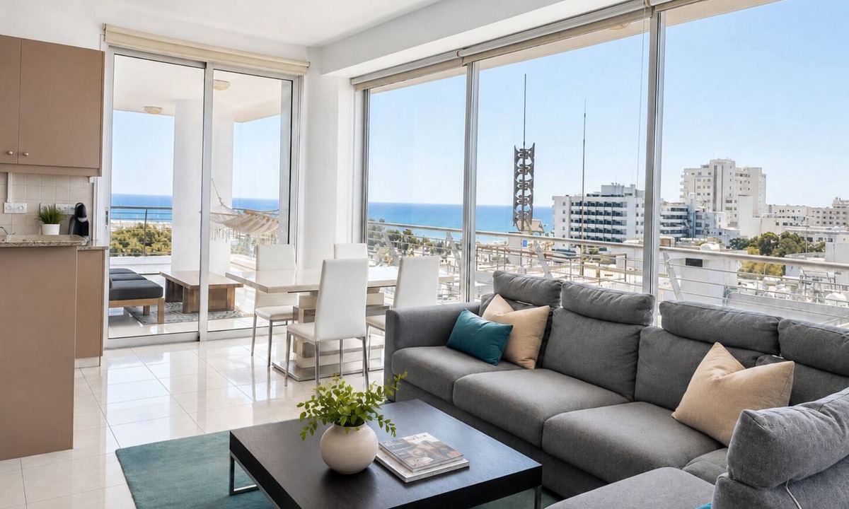 Larnaca Apartment | PREMIUM Panoramic Seaview 2-BDR-Apt - Private Parking - 3 min Walk to Beach