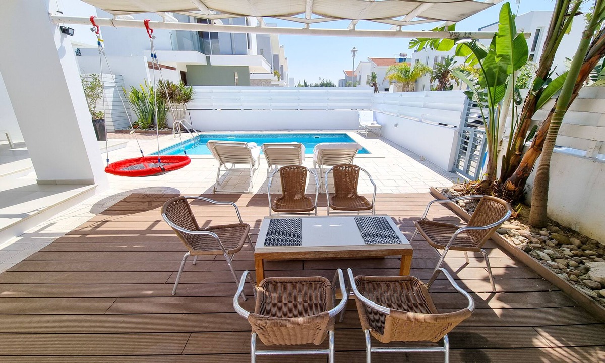 Pervolia Villa | Private Pool Villa Next to the Beach