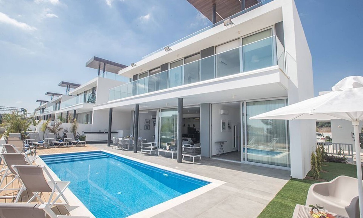 Protaras Villa | Protaras Olivine Villa OL6 - a villa that sleeps 10 guests in 4 bedrooms