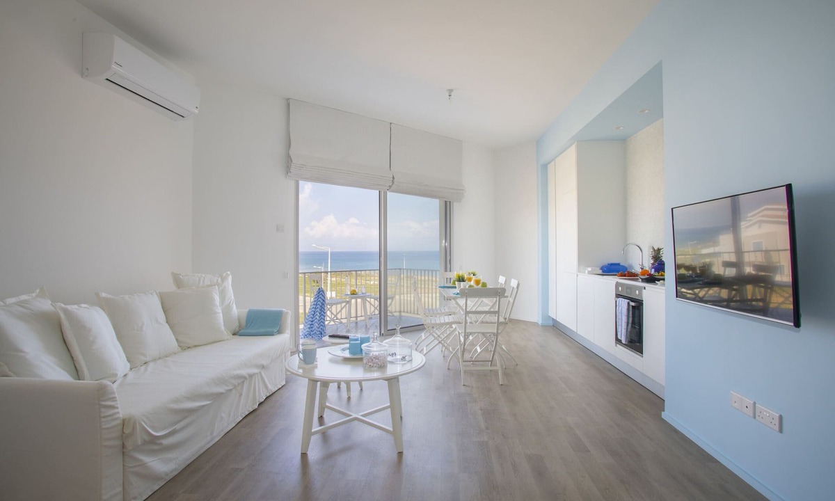 Pernera Apartment | Protaras Seafront Azure Suite