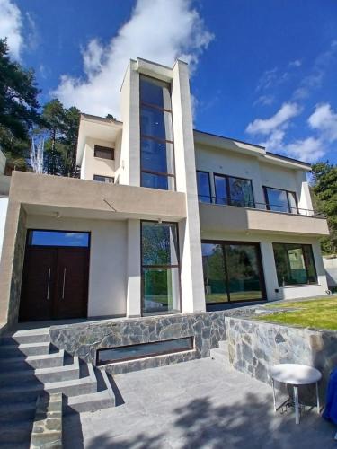 Prodromos Villa | Ride&Rest by Zabike
