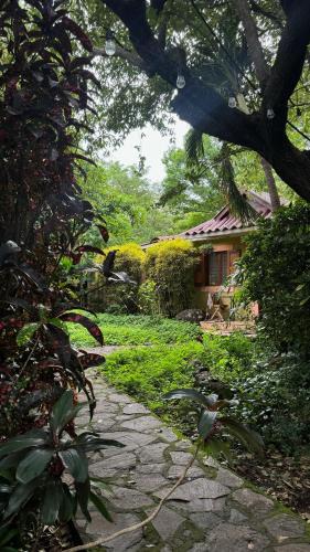 Balgue House | Rustic AC Oasis on Ometepe Island
