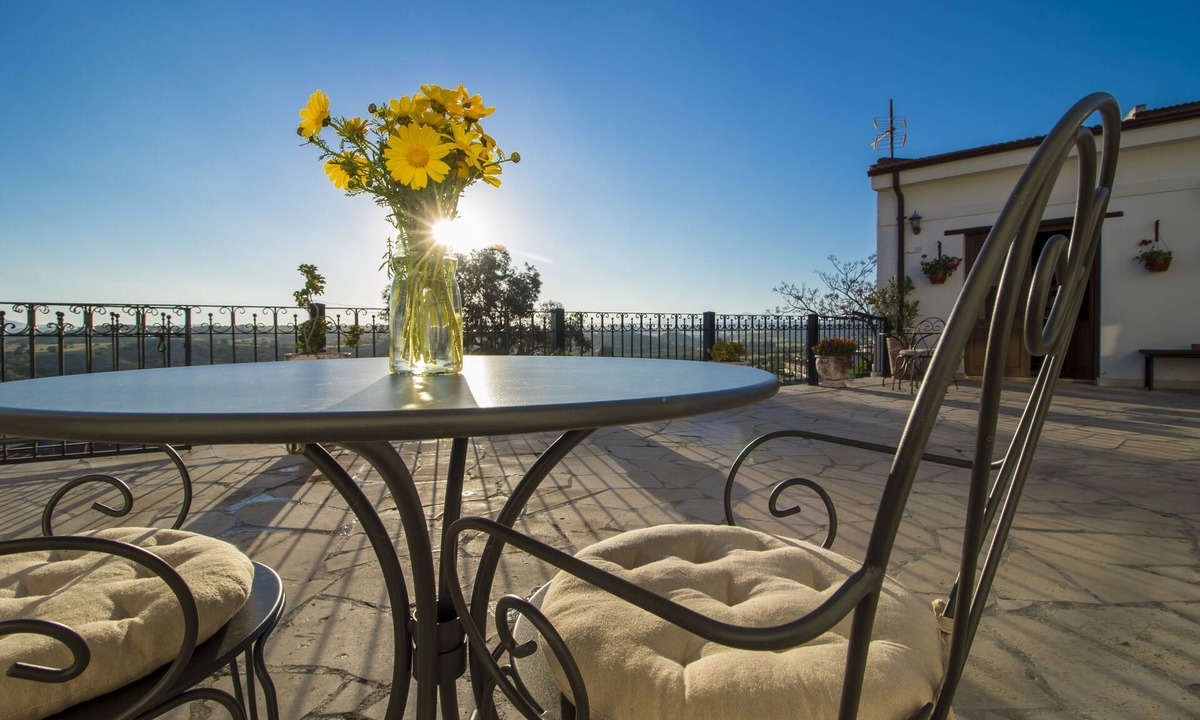 Anafotida Cottage | SAMAREITIDOS LIGHT STUDIO - GREEN