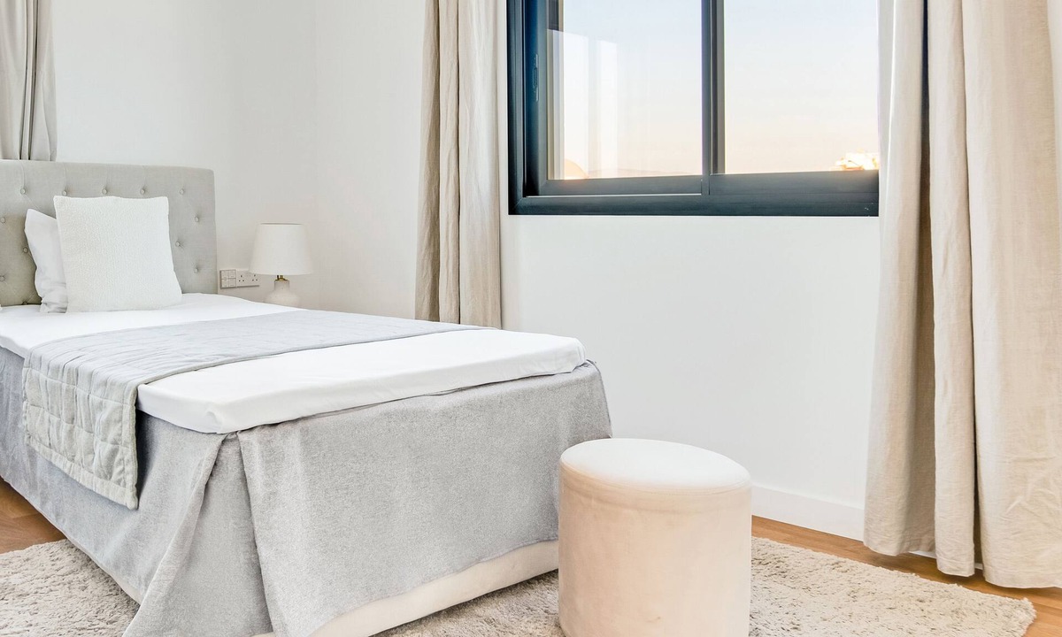 Limassol Apartment | Sanders Crystal 1 - Single room with bathroom