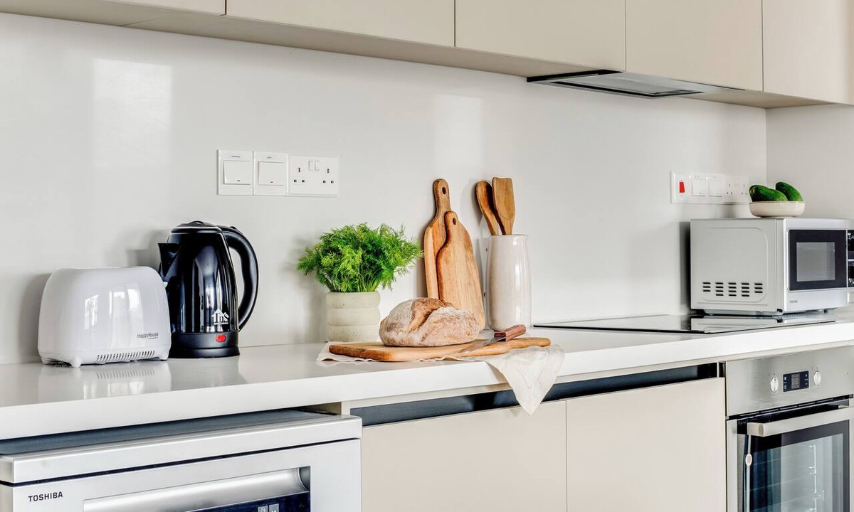 Limassol Apartment | Sanders Premier Downtown - Full Building