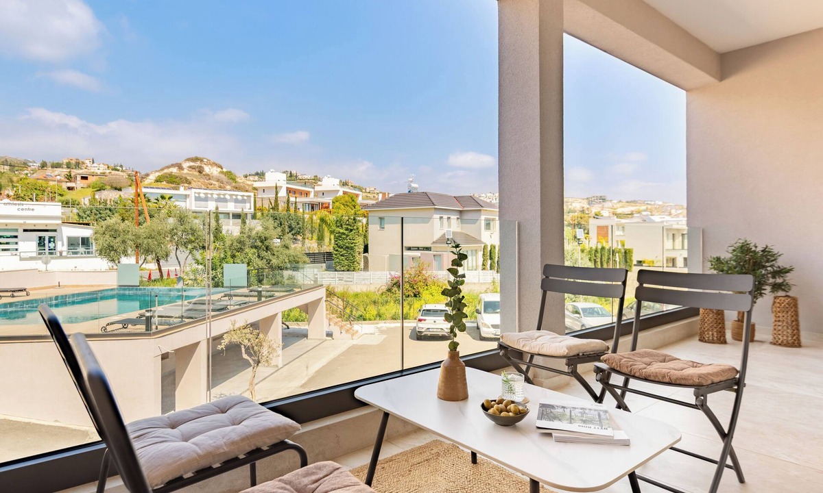 Agios Tychon Apartment | Sanders River Plaza - Chic 2-Bdr Apt with Balcony