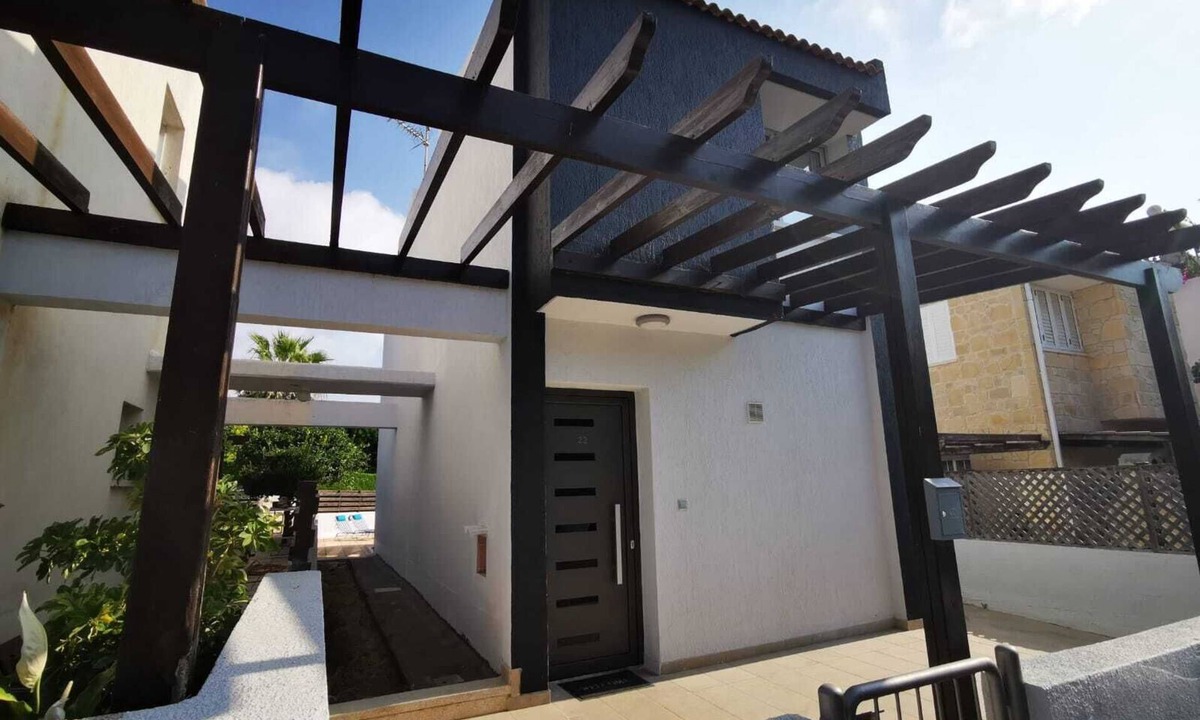 Chlorakas Villa | Sea side holiday villa, perfect location, maximum relaxation.