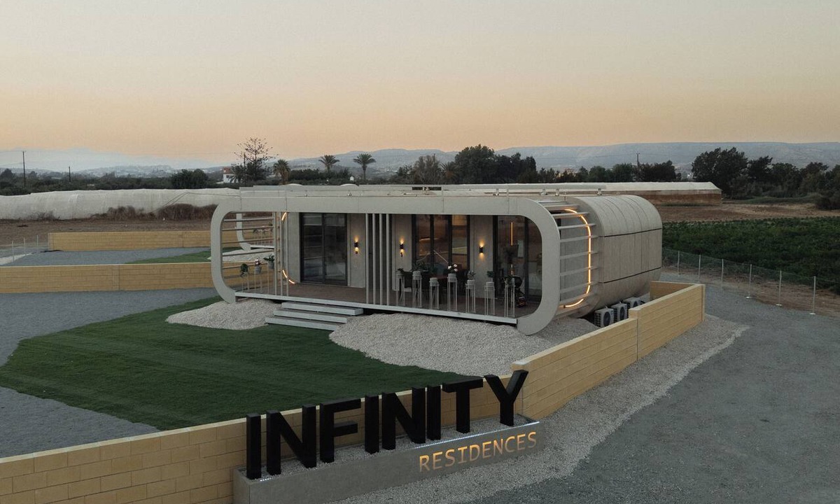 Maroni House | Seaside luxury stays, Modern pod homes. Wake up by the sea!