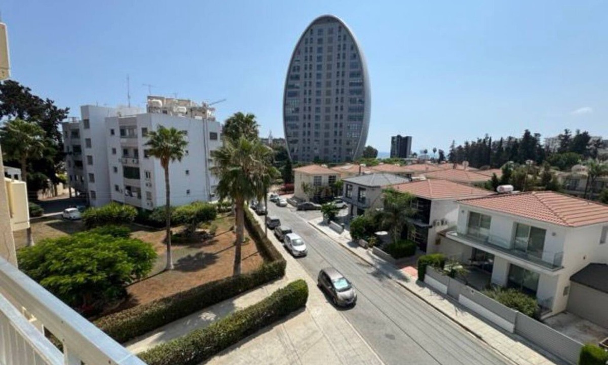 Agios Athanasios Apartment | Sfina Sea view apartment by Ezoria villas