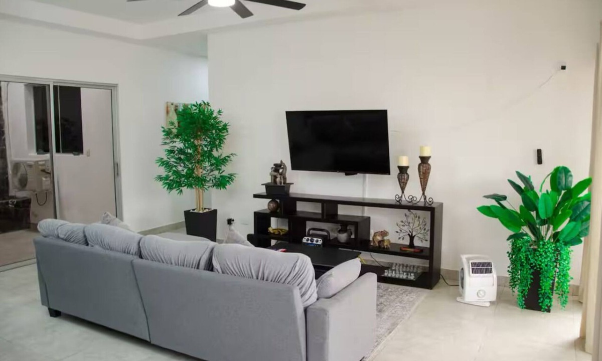 Ticuantepe House | Spacious House in an Exclusive Gated Community