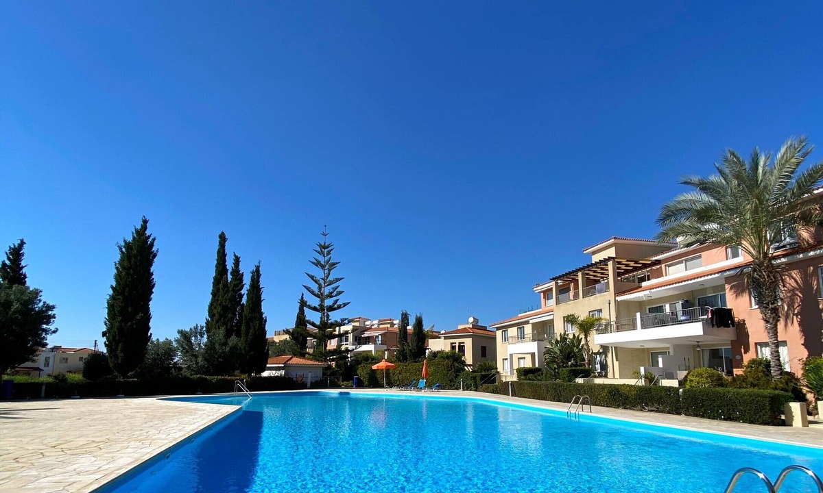 Koloni Apartment | STAY Anthea Gardens- Calm Living