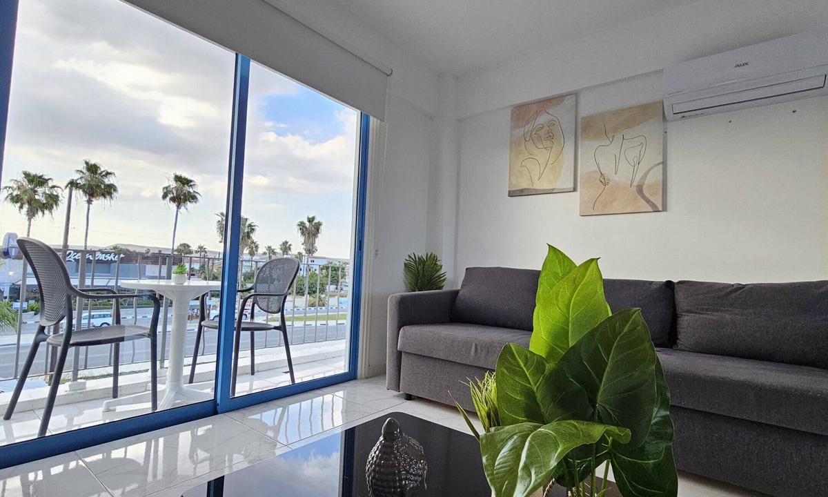 Oroklini Apartment | STAY Chrisoula Beach Garden