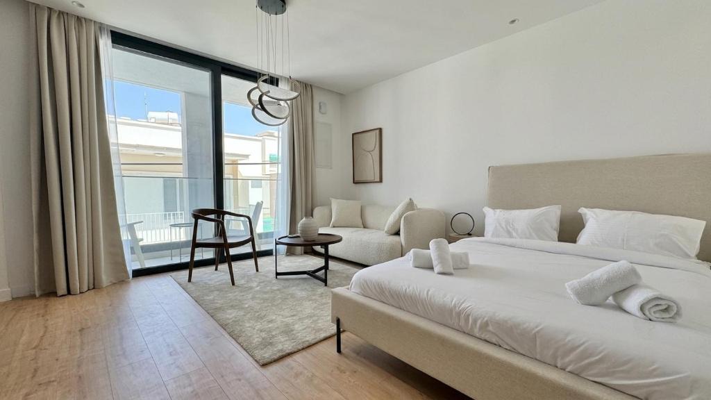 Old Town of Limassol Apartment | Stay One Limassol Pearl Residence Gym