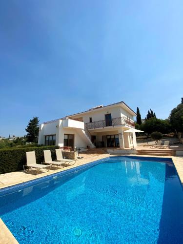 Peyia Town Villa | STAY Poseidon Villa