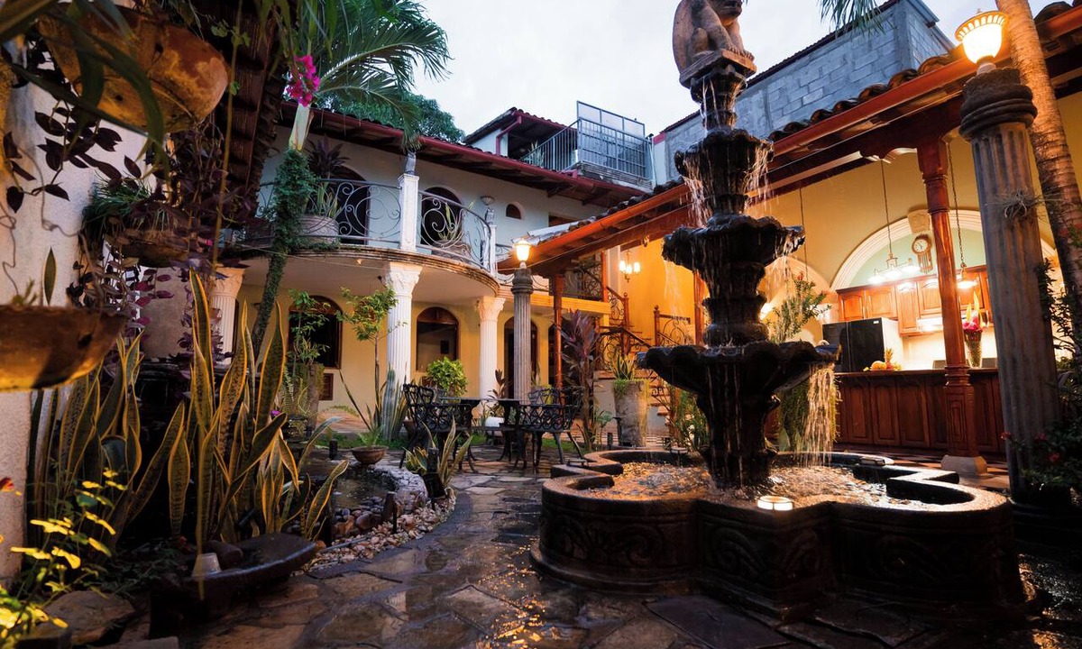 Granada House | STUNNING SPANISH COLONIAL HOME – GRANADA, NICARAGUA