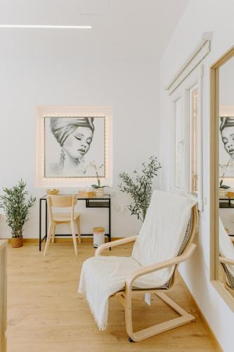 Platres Apartment | Stylish Stonehouse in Platres