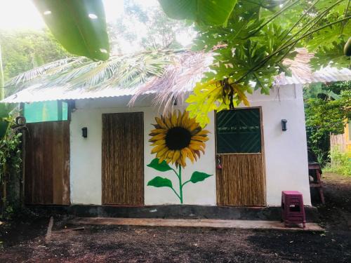 Ometepe Island House | Sunflower Cottage near Ojo de Agua