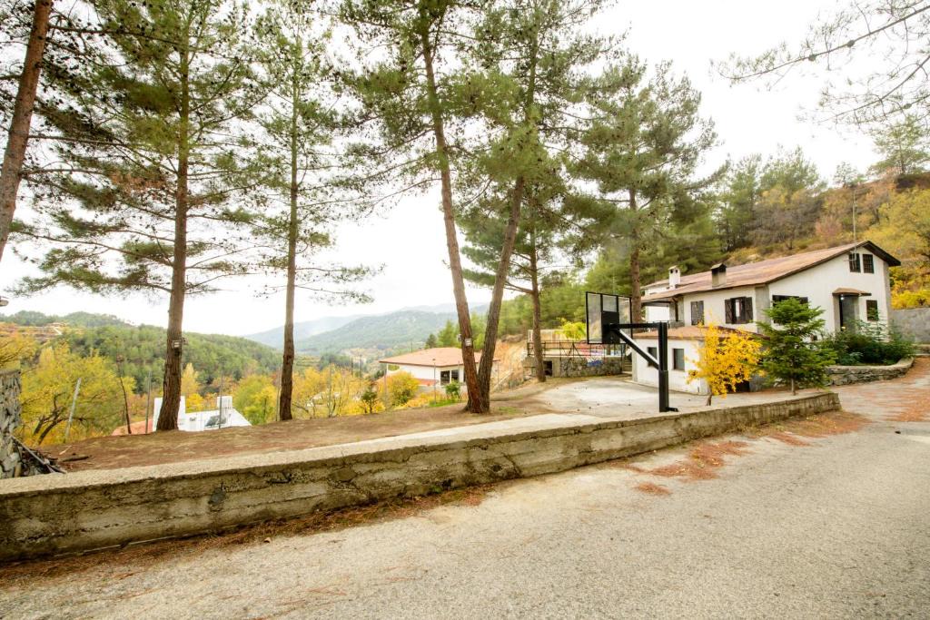 Kyperounta Villa | The Cosy Pine