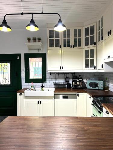 Lofou Apartment | The Fig Tree House
