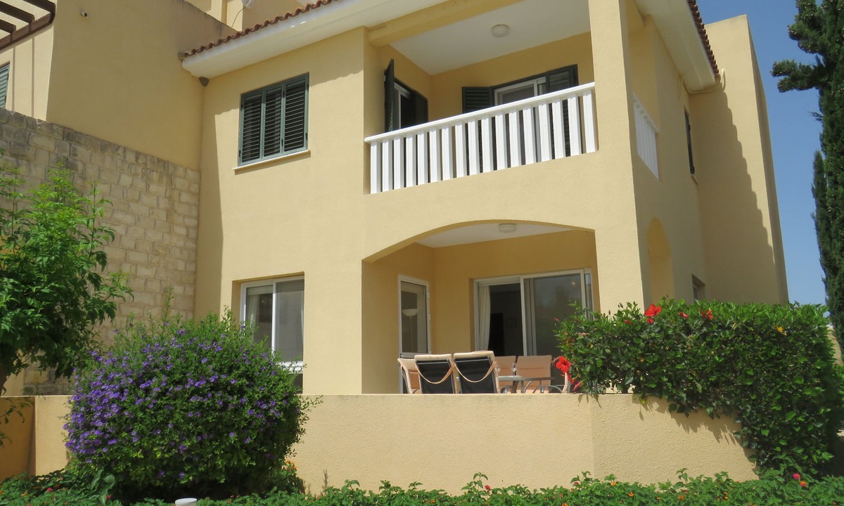 Polis Villa | Three bedroom villa on a popular complex with A/C and WiFi included