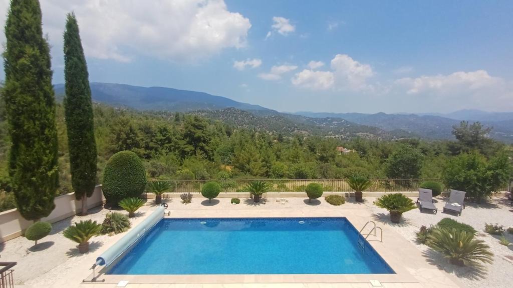 Vasa Koilaniou Apartment | Tranquility in the mountains