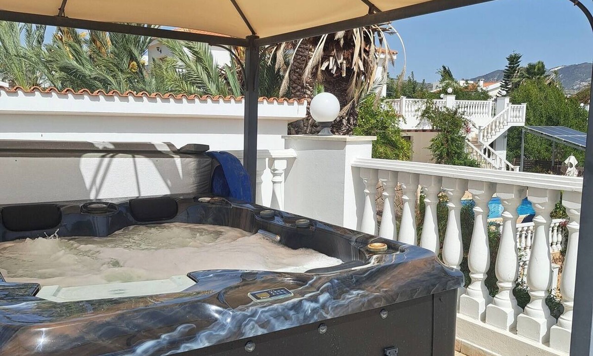 Pegeia Villa | Very welcoming large villa in coral bay ! car not essential!