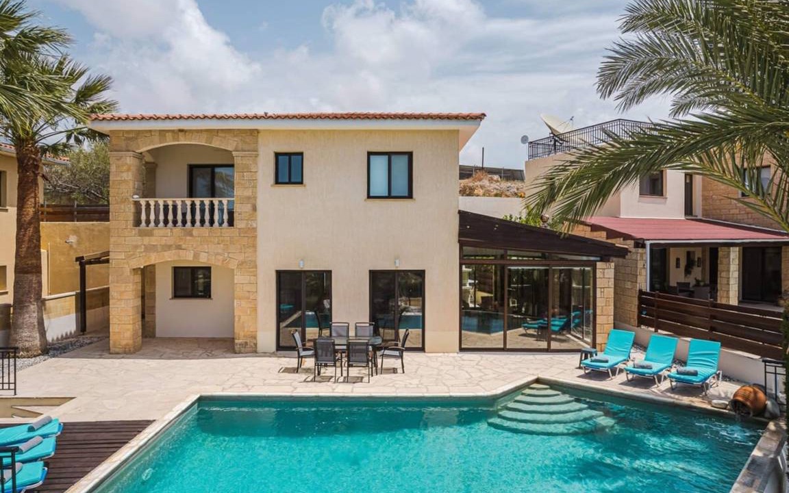 Kouklia Villa | Villa ∙ 3 bedrooms ∙ 6 guests