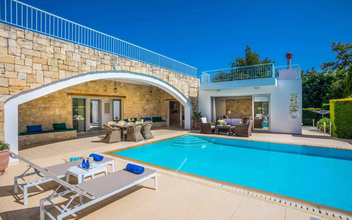 Giolou Villa | Villa ∙ 3 bedrooms ∙ 6 guests