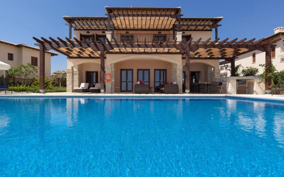 Aphrodite Hills Villa | Villa ∙ 5 bedrooms ∙ 10 guests