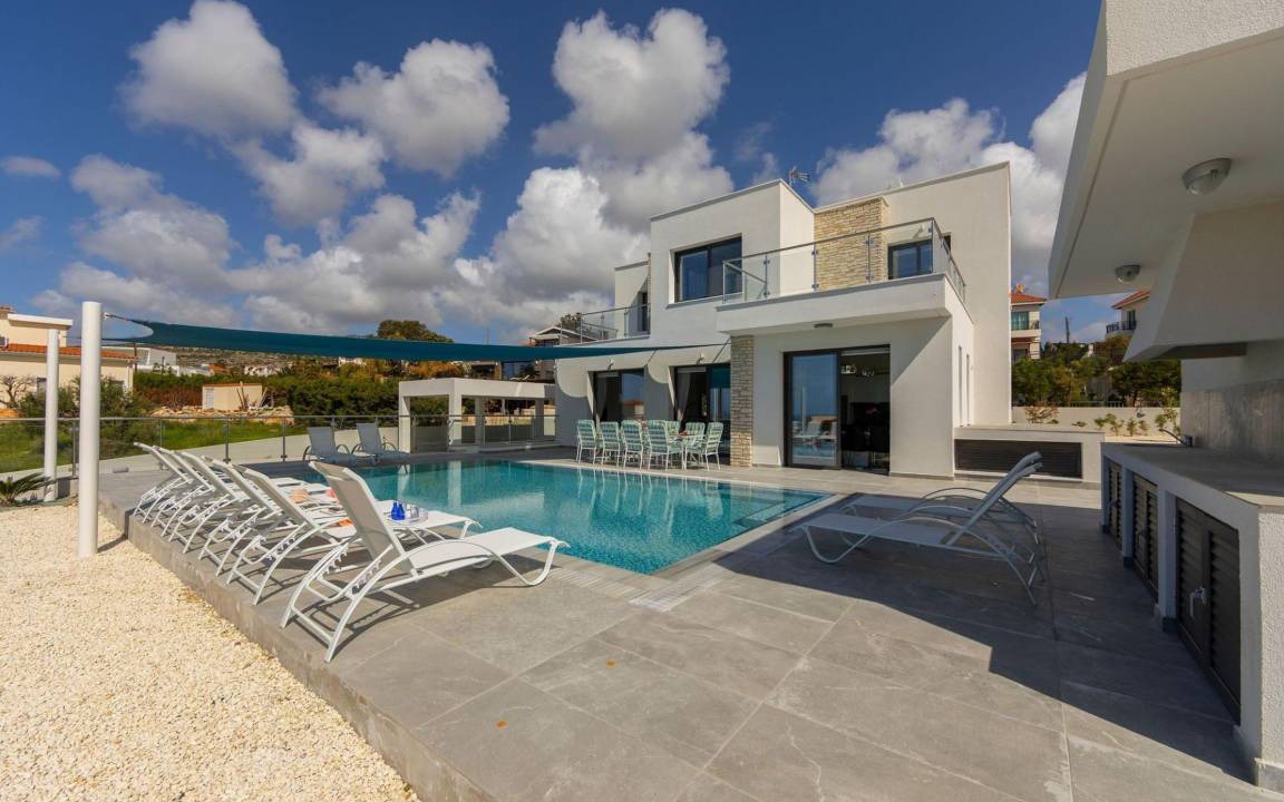 Paphos Villa | Villa ∙ 5 bedrooms ∙ 10 guests