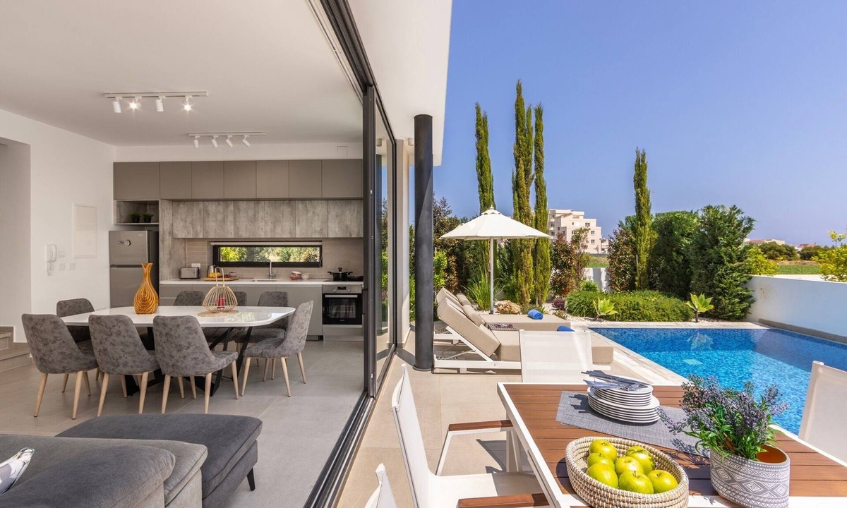 Pernera Villa | villa Almaria 4- 2 bedroom villa with Pool