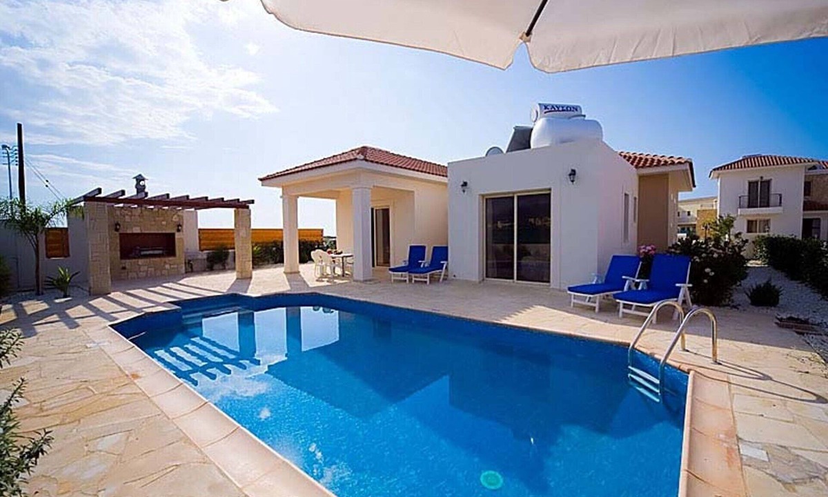 Pegeia Villa | Villa Anastasia 3 Bedroom Villa 300m from Coast Free