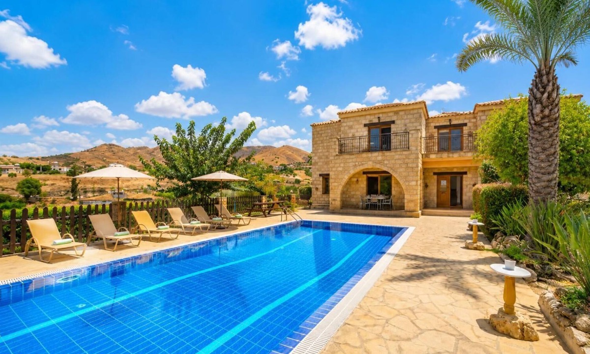 Argaka Villa | Villa Androulla - Four Bedroom Villa, Sleeps 8