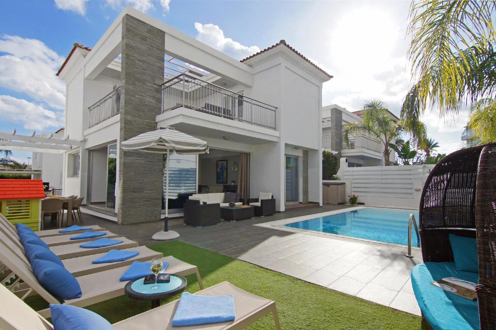 Pernera Villa | Villa Angellina
