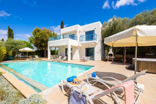 Agios Georgios Pegeias Villa | Villa Athina Ena