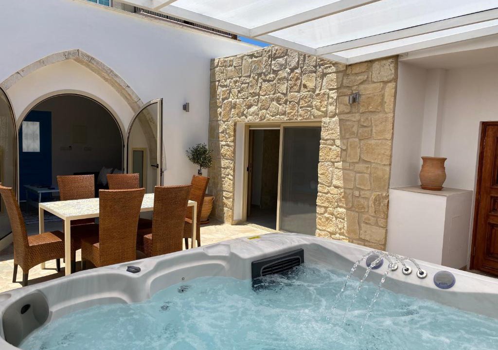 Geroskipou Villa | Villa Caerus