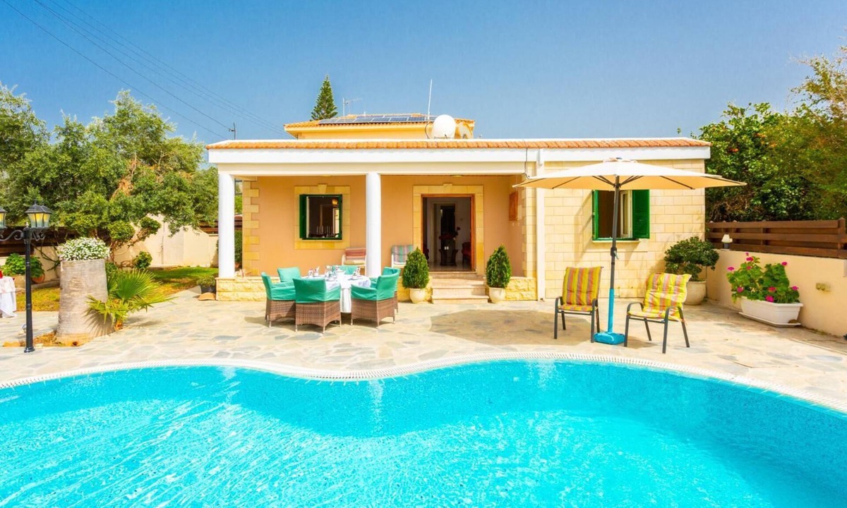 Ayia Marina Chrysochous Villa | Villa Constantinos - Three Bedroom Villa, Sleeps 7