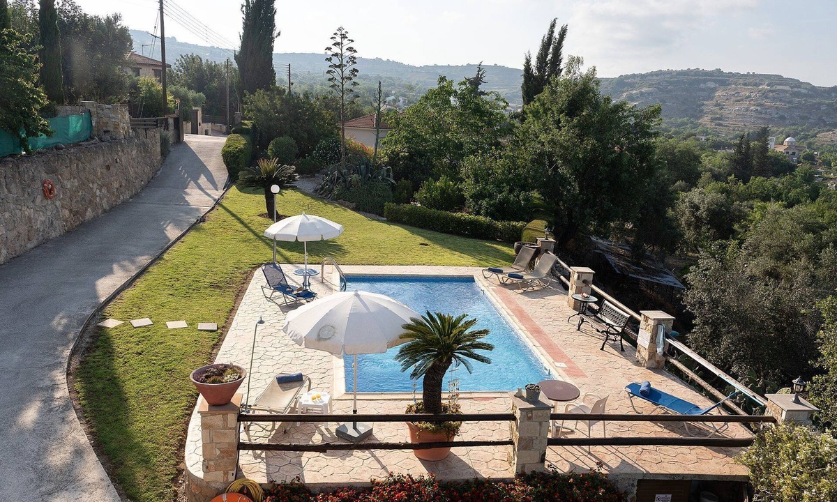 Letymvou Villa | Villa Louna, Letymbou - a private villa that sleeps 8 guests in 4 bedrooms
