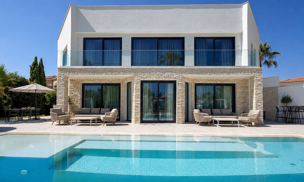 Pegeia Villa | Villa Margarita - Luxury Spacious Villa, Opposite The Beach