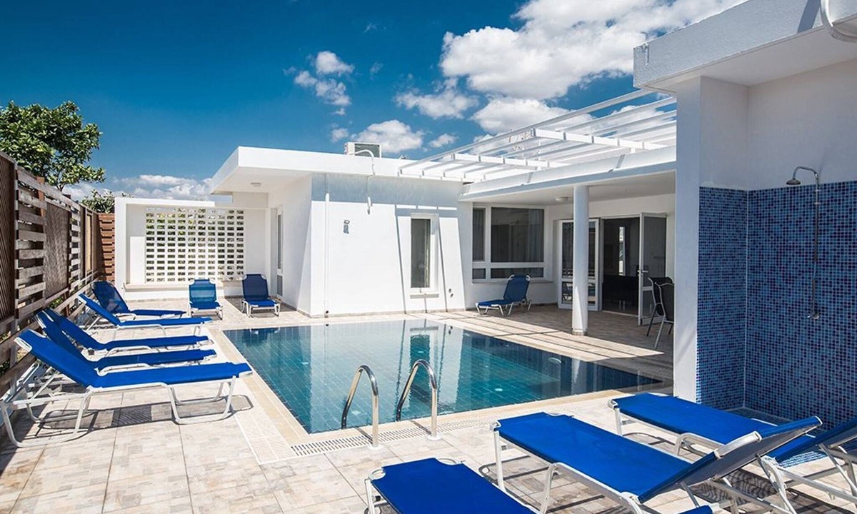 Ayia Napa Villa | Villa Mavris - Lovely 4 Bedroom Villa with Private Pool in Central Ayia Napa