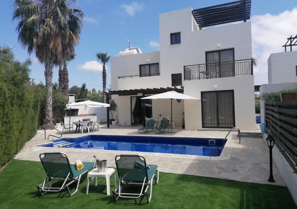 Kissonerga Villa | Villa Med-Sunset