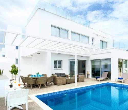 Ayia Napa Villa | Villa Roberta