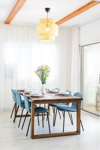 Pegeia Villa | Villa Valentina by Ezoria Villas
