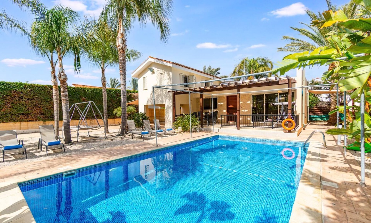 Pervolia Villa | Villa Venus by Ezoria Villas