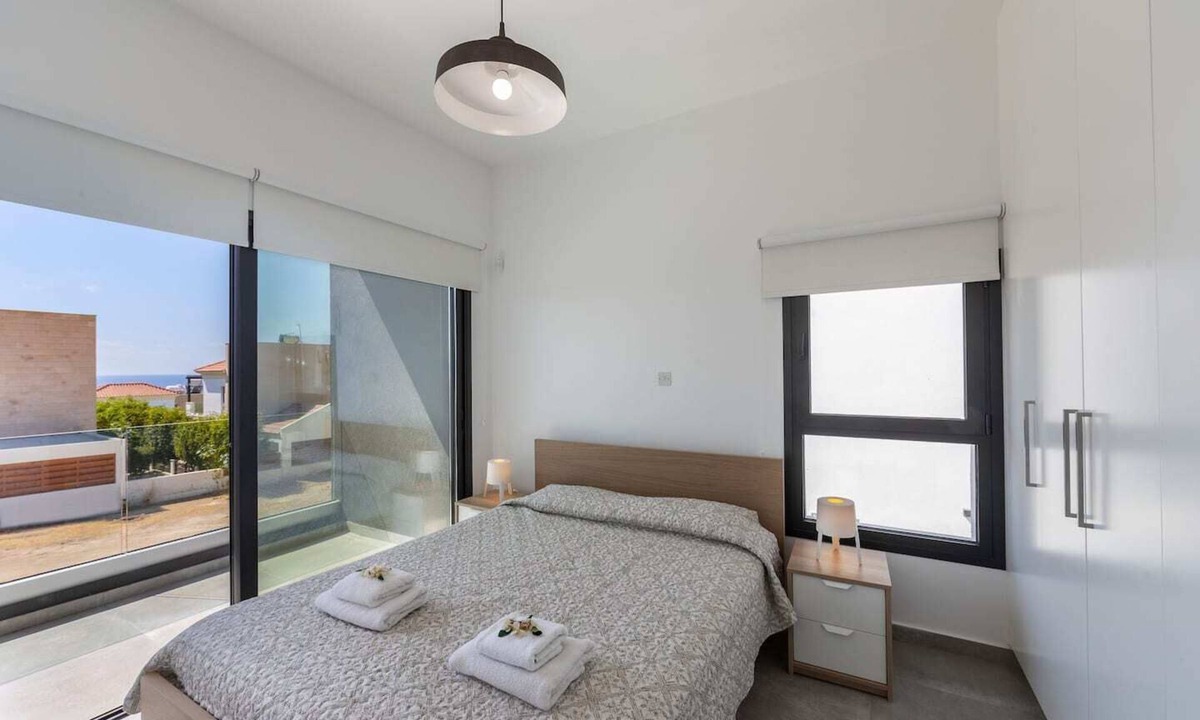 Pegeia Villa | Villa Yria – Modern Comfort in the Heart of Coral Bay