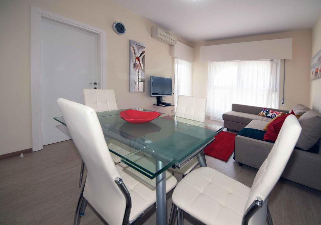 Agios Tychon Apartment | White Arches Apartment