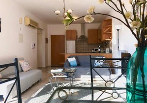 1 bedroom flat, prime location near sea, sleeps 4