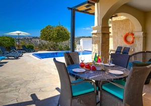 150 m² Villa ∙ 3 bedrooms ∙ 6 guests